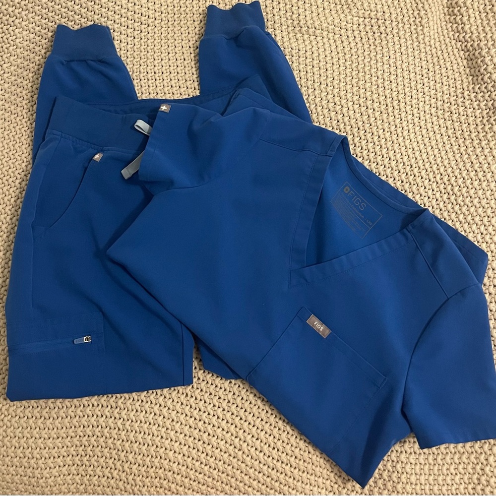 Figs royal blue Scrub Set Zamora jogger and catarina top XXS